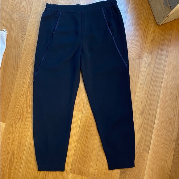 Vince Navy Joggers - Picture 2 of 7